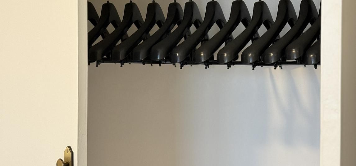 Clothes rack wardrobe room Hotel Beri