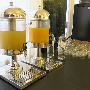 Petit-déjeuner à l'Hôtel Beri