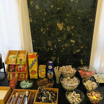 Petit-déjeuner à l'Hôtel Beri