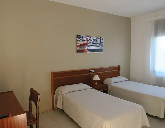 Double Single use room