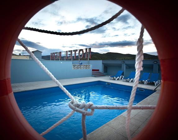 Terrace pool Hotel Beri